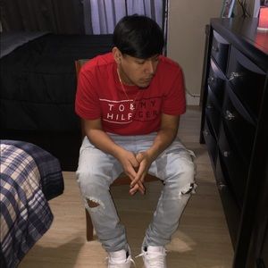 Meet your Posher, Eulises